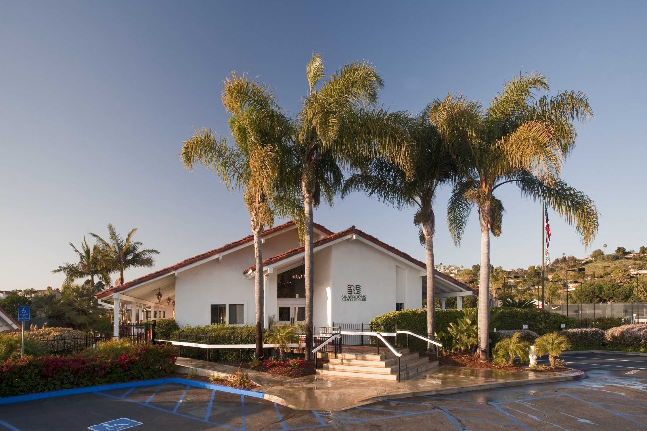 Angel Lopez Tennis Academy, San Diego, United States — image 1